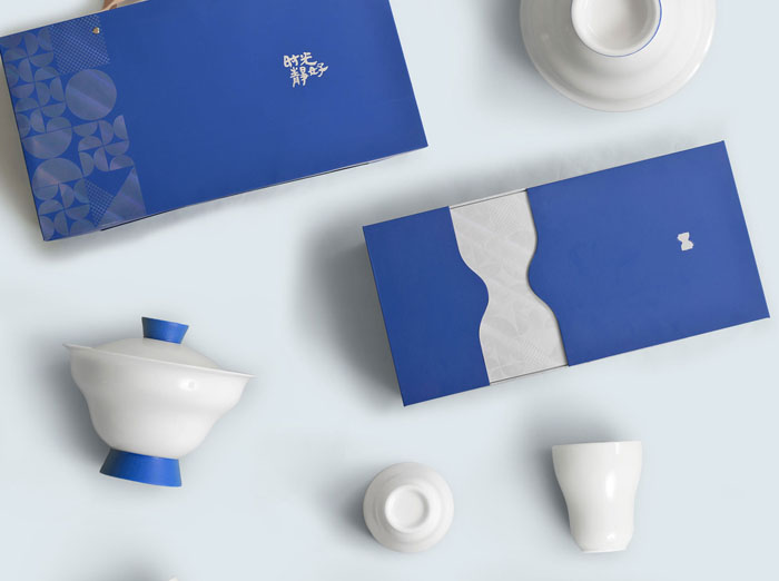 精選高(gāo)檔又(yòu)不(bù)貴的(de)客戶禮物(wù)，顯心意又(yòu)提升形象